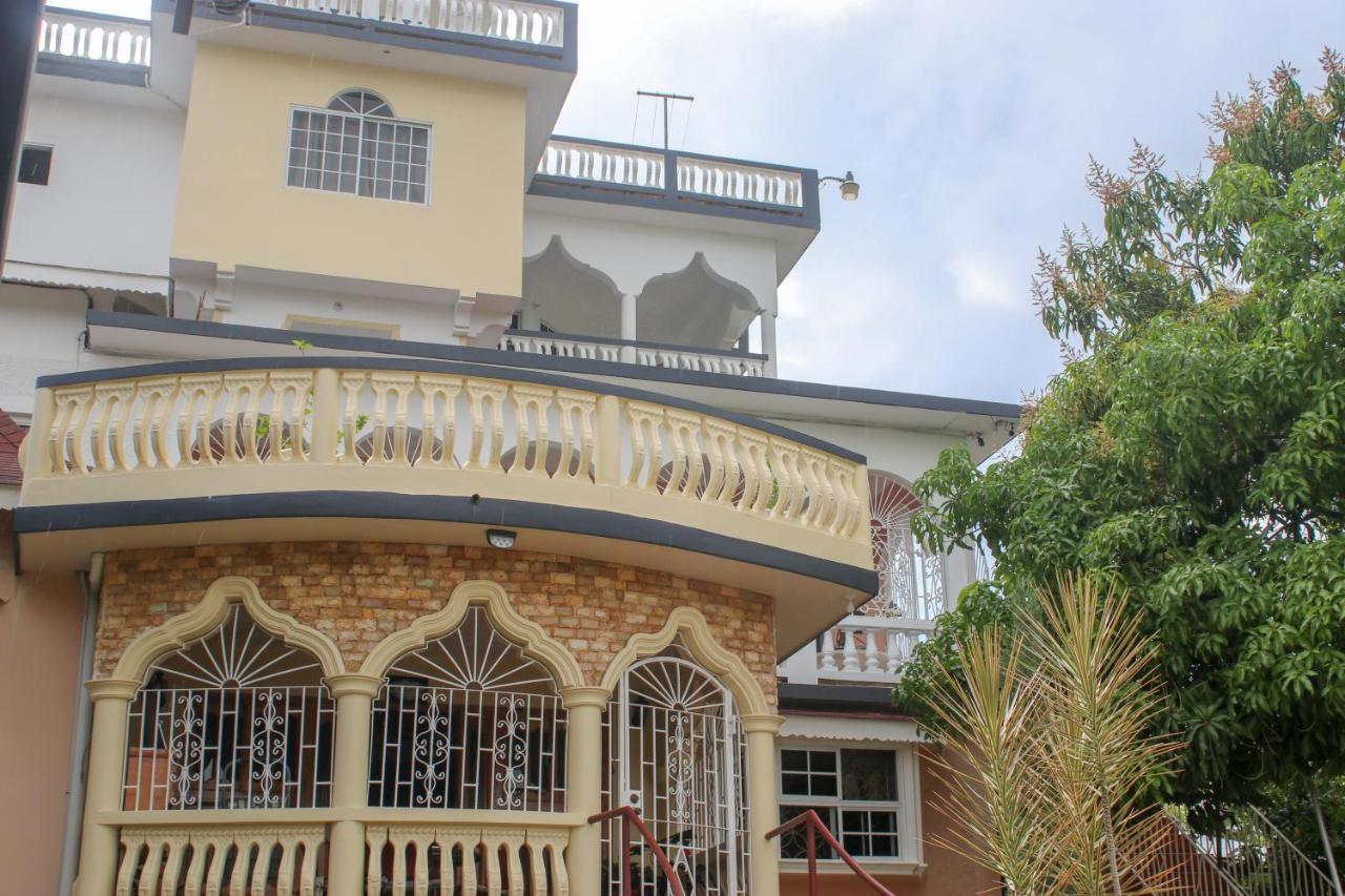 Van Villa Guesthouse Νεγκρίλ Εξωτερικό φωτογραφία