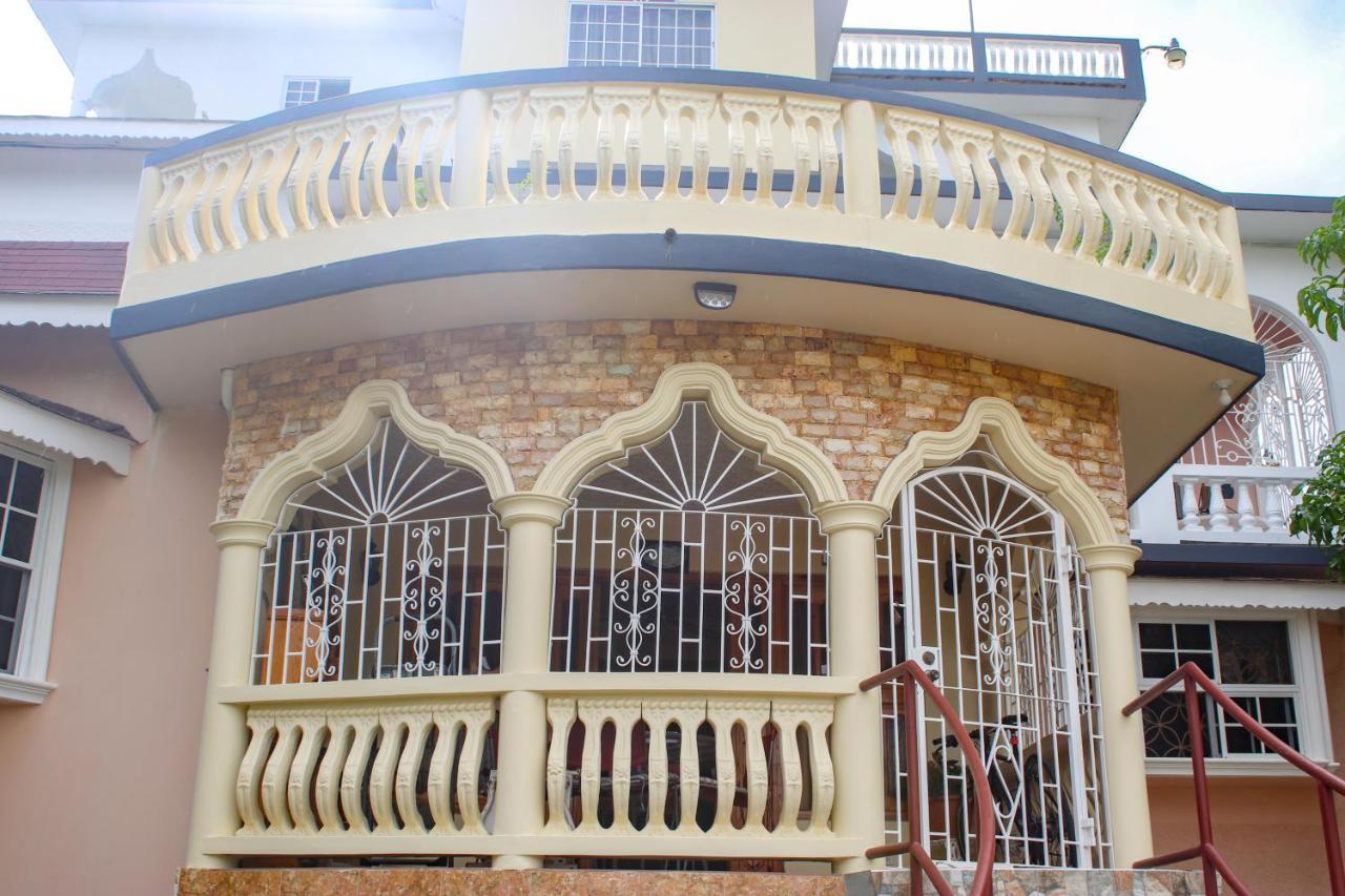 Van Villa Guesthouse Νεγκρίλ Εξωτερικό φωτογραφία